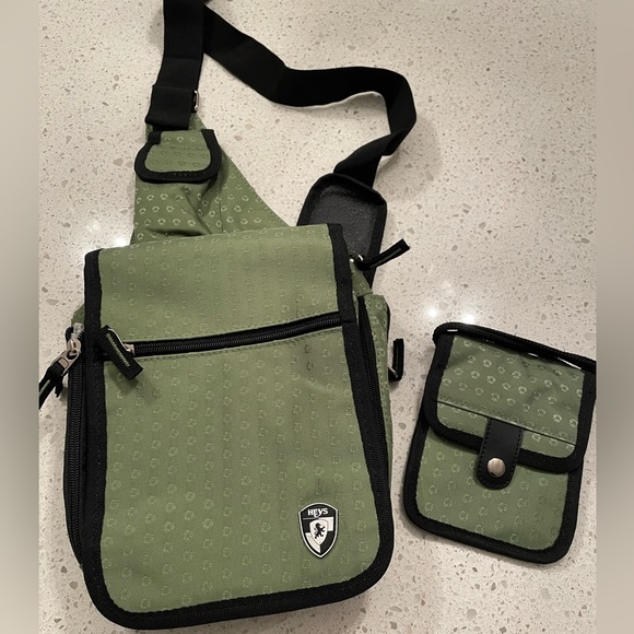 6 pc Hays Travel Set - Picture 4 of 5